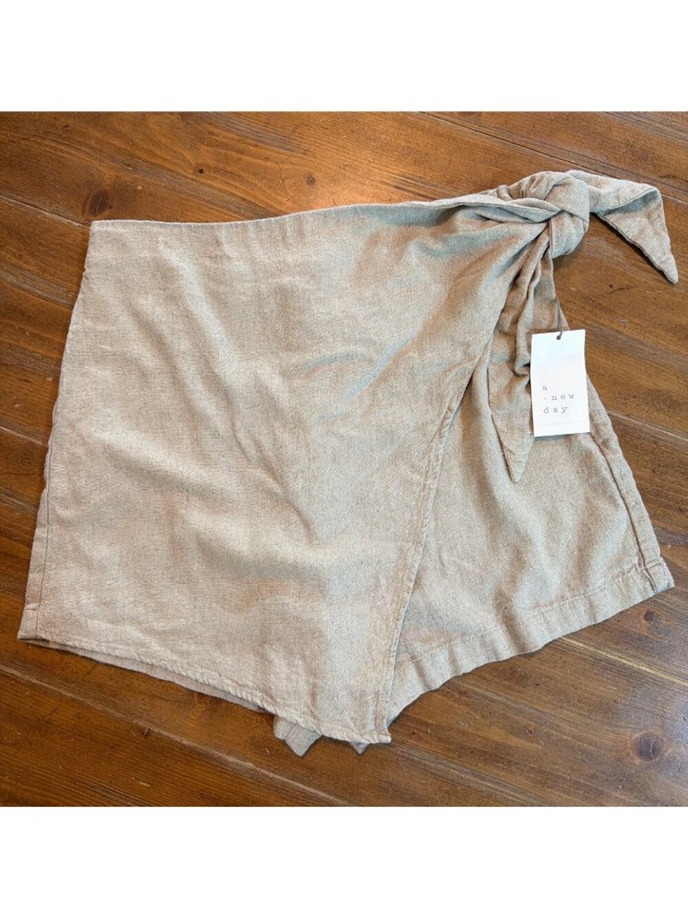 A New Day Womens Beige Wrap Front Shorts Size 10